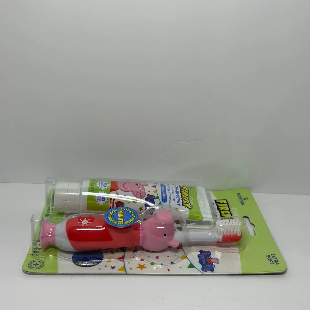 First Firefly Peppa Pig Training Kit‎ Light Up Timer Toothbrush Strawberry Paste